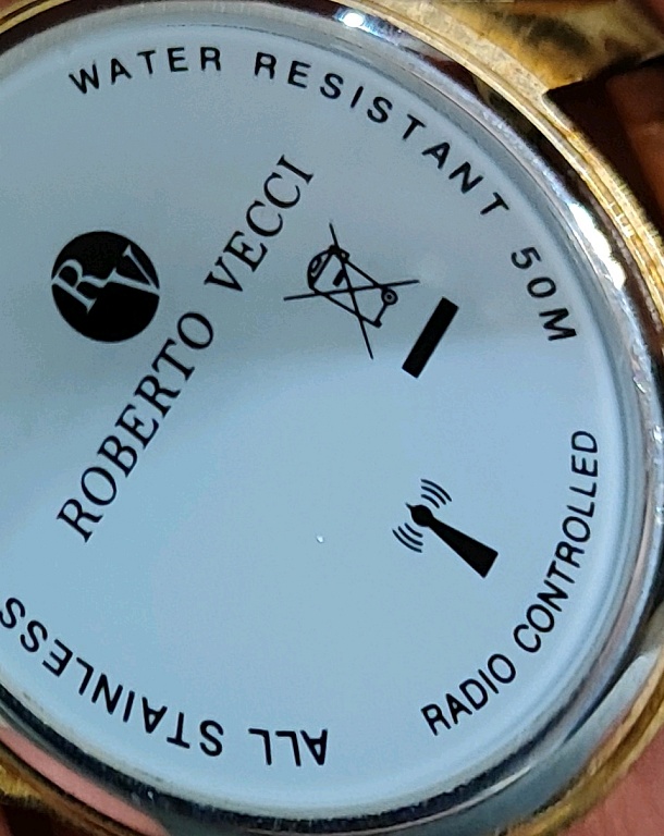 Roberto vecci radio deals controlled watch